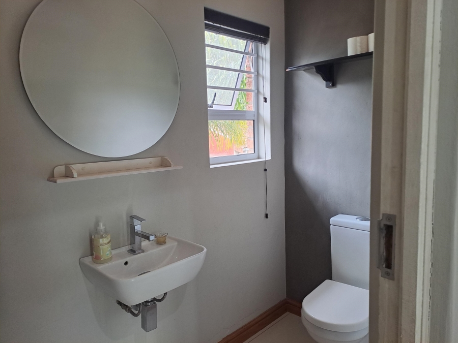 10 Bedroom Property for Sale in Dorchester Heights Eastern Cape